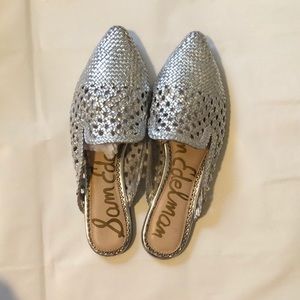 Sam Edelman Clara Woven silver metallic flat slide